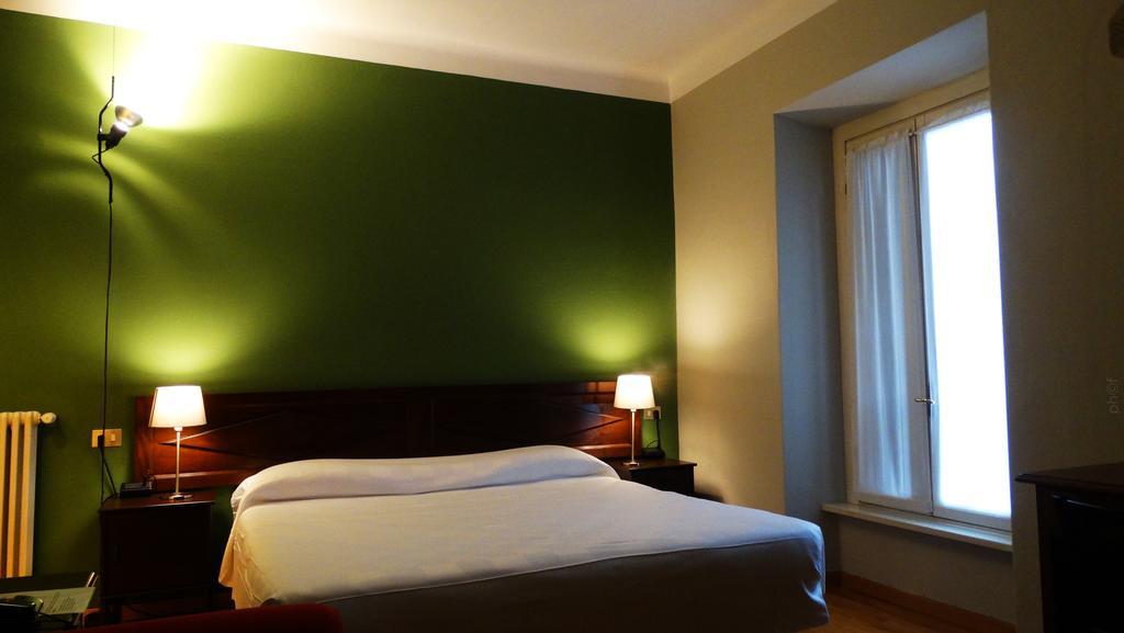 Albergo Bologna Varese Exterior photo